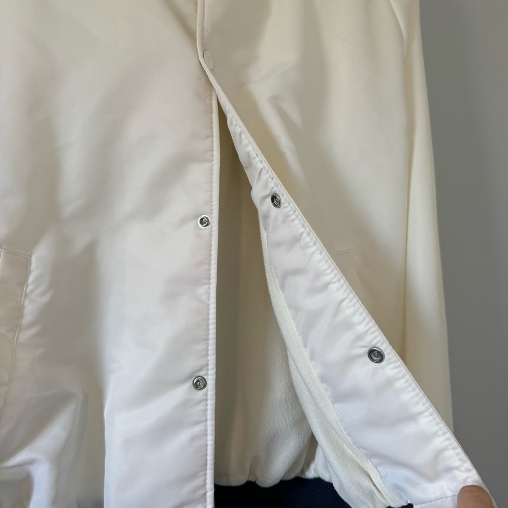 Penn State MVP White and Blue Striped Bomber Jacket - Picture 3 of 7